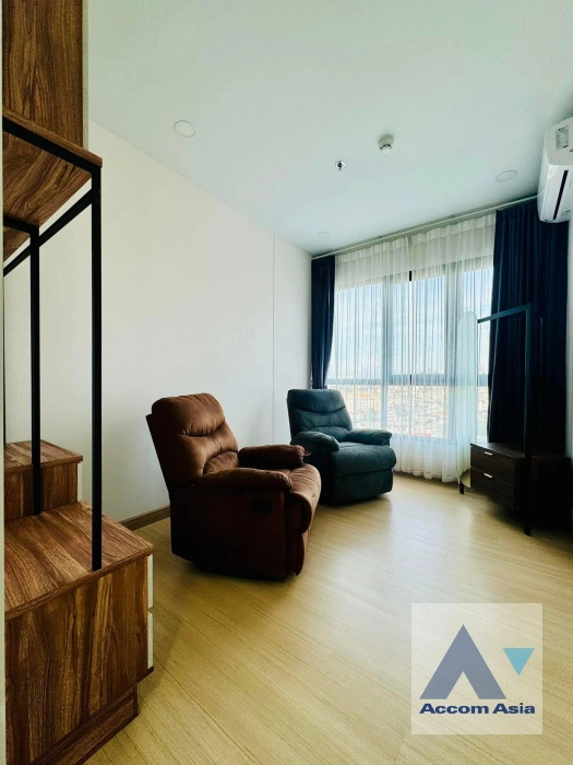 18  2 br Condominium For Sale in Charoennakorn ,Bangkok BTS Wongwian Yai at Supalai Loft Prajadhipok-Wongwian Yai AA41194