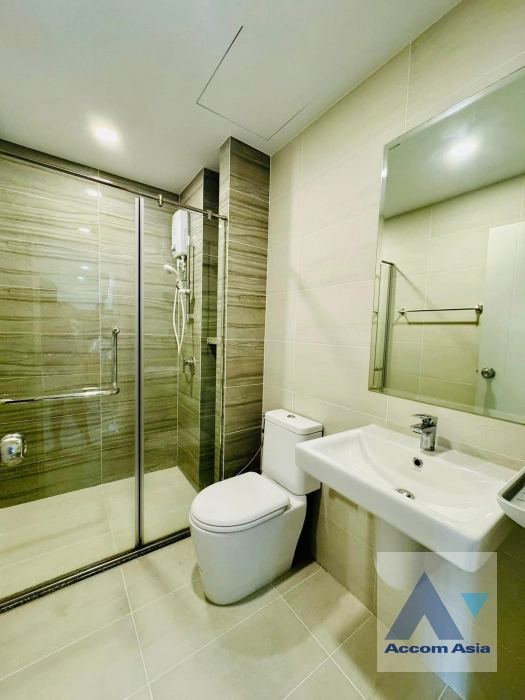 19  2 br Condominium For Sale in Charoennakorn ,Bangkok BTS Wongwian Yai at Supalai Loft Prajadhipok-Wongwian Yai AA41194