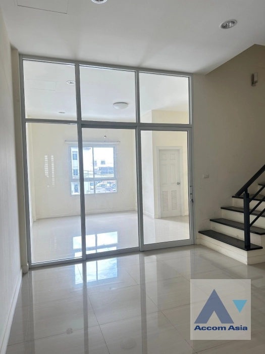 5  3 br House For Rent in Lat phrao ,Bangkok  at Premium Place  AA41202