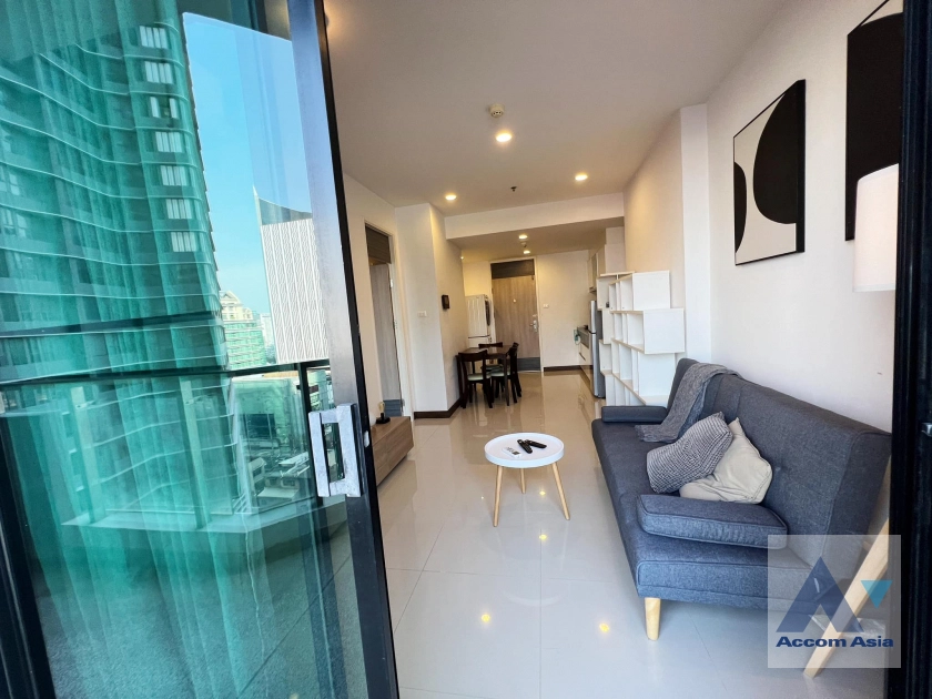  1 Bedroom  Condominium For Rent in Ratchadapisek, Bangkok  near MRT Phetchaburi (AA41213)