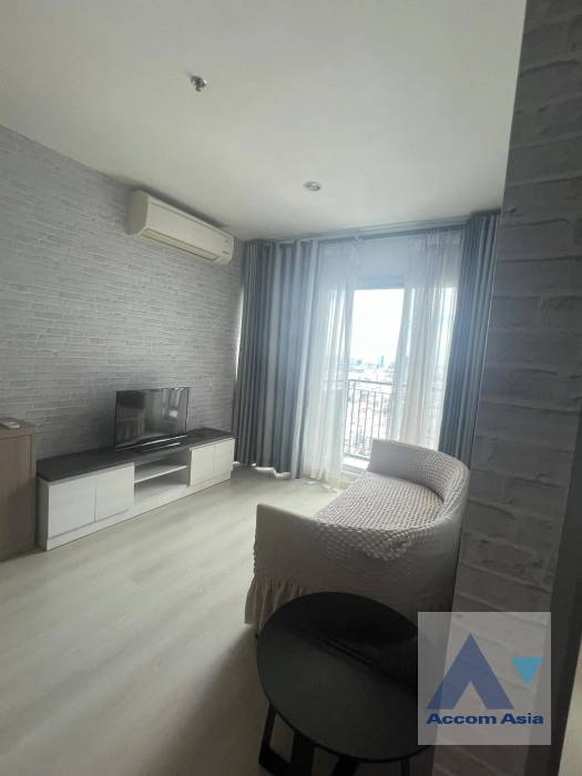  2 Bedrooms  Condominium For Sale in Ratchadapisek, Bangkok  near MRT Huai Khwang (AA41220)