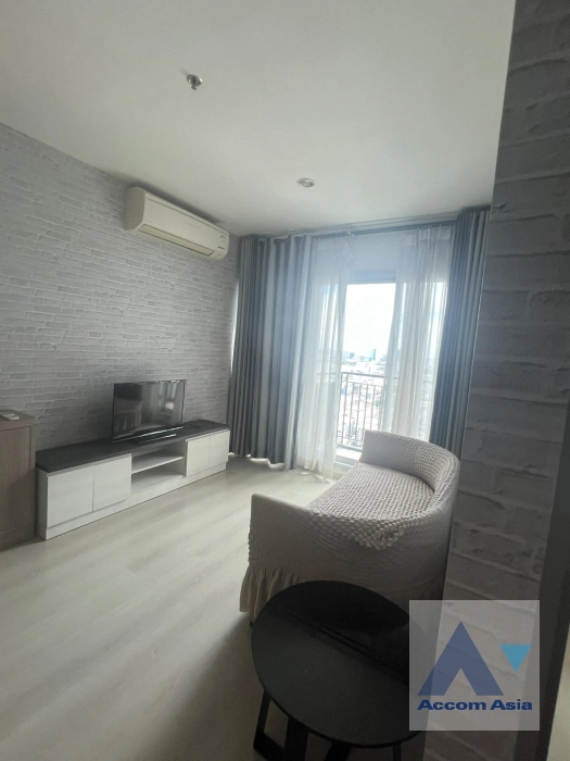 Life Ratchadapisek Condominium  2 Bedroom for Sale MRT Huai Khwang in Ratchadapisek Bangkok