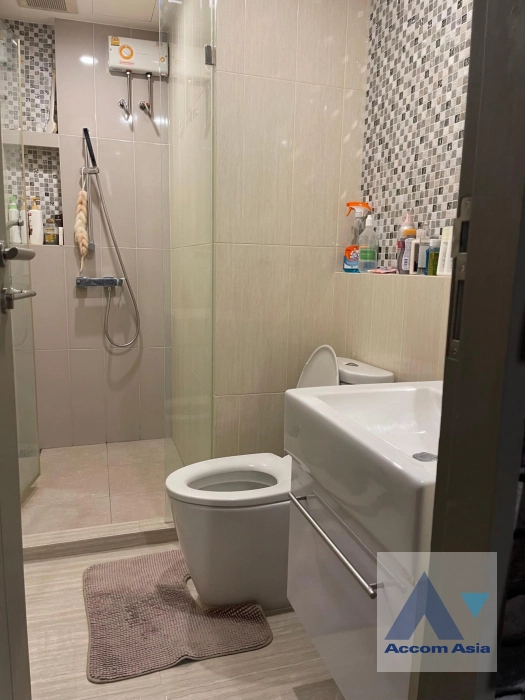 9  2 br Condominium For Rent in Ratchadapisek ,Bangkok MRT Huai Khwang at Life Ratchadapisek AA41221