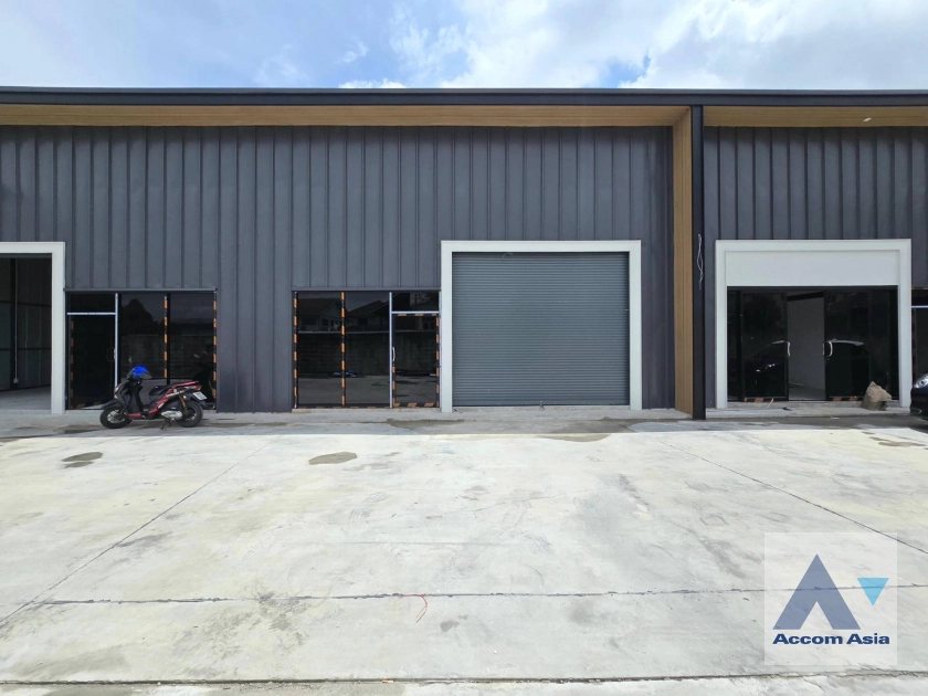  1  Warehouse For Rent in pattanakarn ,Bangkok  AA41231