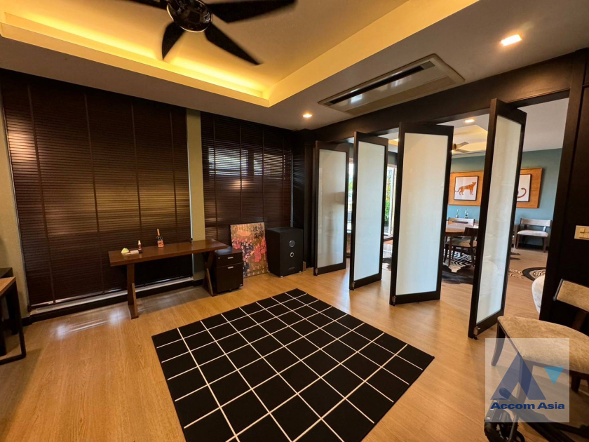 Duplex Condo, Penthouse condominium for rent in Sathorn, Bangkok Code AA41233