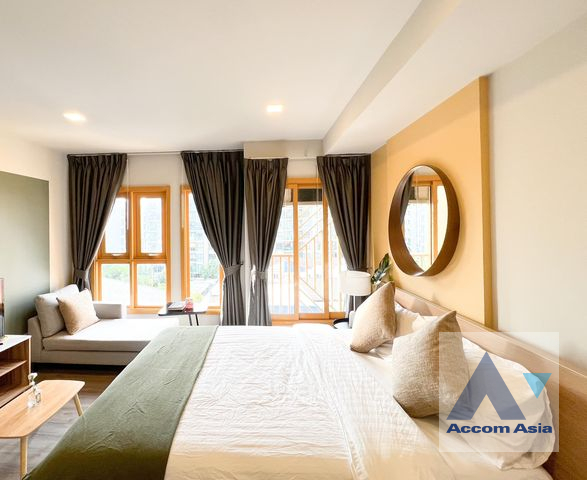  1 Bedroom  Condominium For Rent & Sale in Sukhumvit, Bangkok  near BTS On Nut (AA41241)