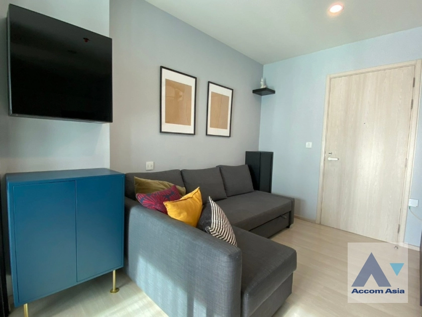  1 Bedroom  Condominium For Sale in Ratchadaphisek, Bangkok  near BTS Asok (AA41247)