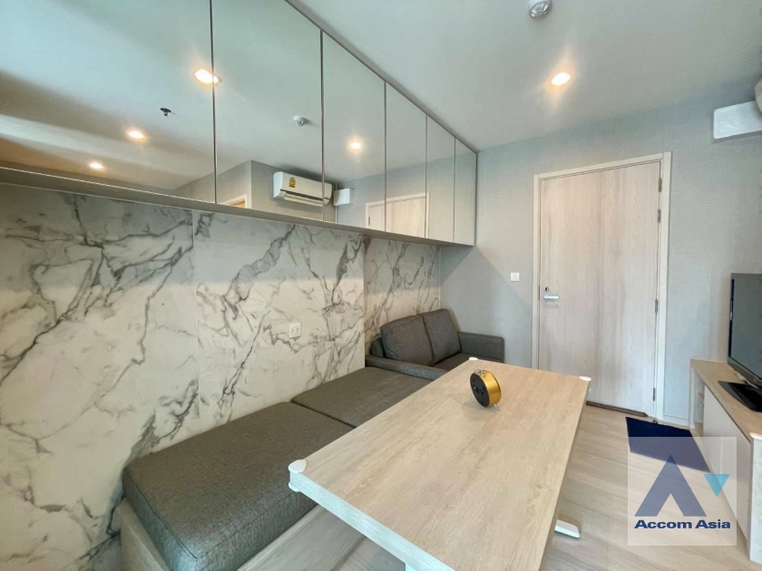 Fully Furnished |  1 Bedroom  Condominium For Rent in Ratchadapisek, Bangkok  near BTS Asok (AA41250)