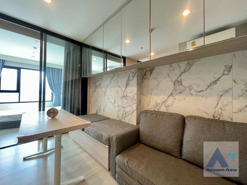 Fully Furnished |  1 Bedroom  Condominium For Rent in Ratchadapisek, Bangkok  near BTS Asok (AA41250)