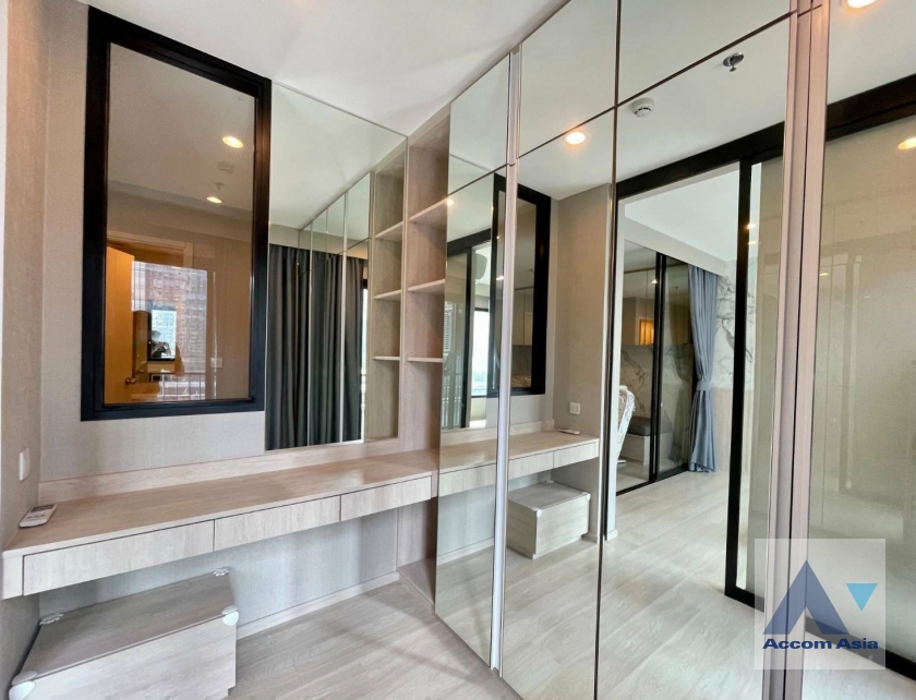 12  1 br Condominium For Rent in Ratchadapisek ,Bangkok BTS Asok at Life Asoke AA41250