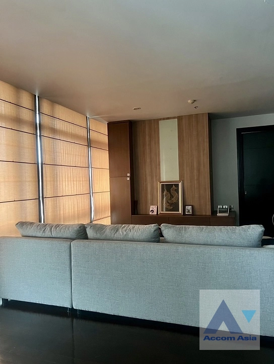  1  3 br Condominium For Sale in Sukhumvit ,Bangkok BTS Nana at The Height Thonglor AA41251