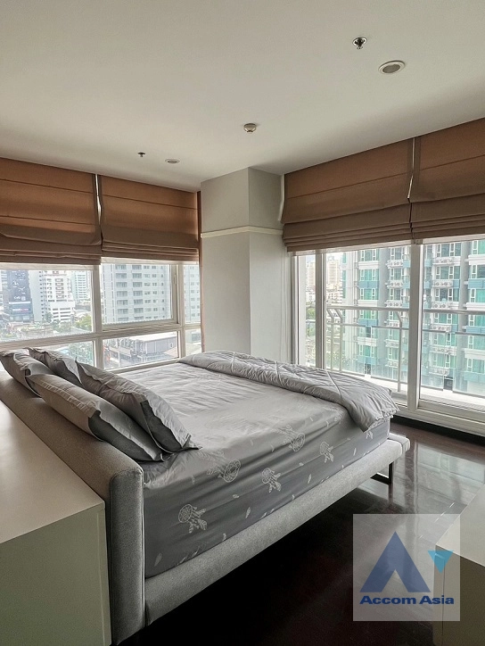 6  3 br Condominium For Sale in Sukhumvit ,Bangkok BTS Nana at The Height Thonglor AA41251