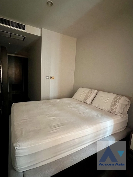 7  3 br Condominium For Sale in Sukhumvit ,Bangkok BTS Nana at The Height Thonglor AA41251