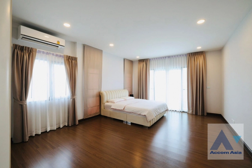 33  4 br House For Rent in Samutprakan ,Samutprakan  at The City Bangna AA41252