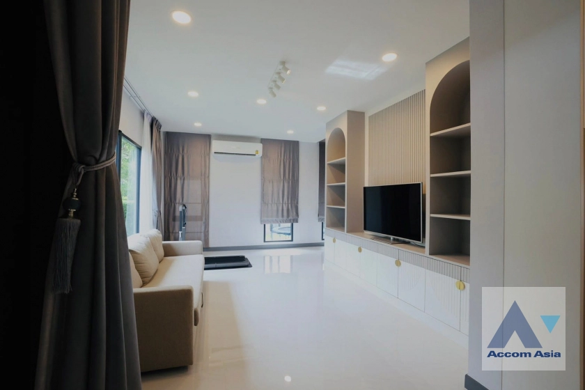 14  4 br House For Rent in Samutprakan ,Samutprakan BTS Bang Na at The City Bangna AA41252