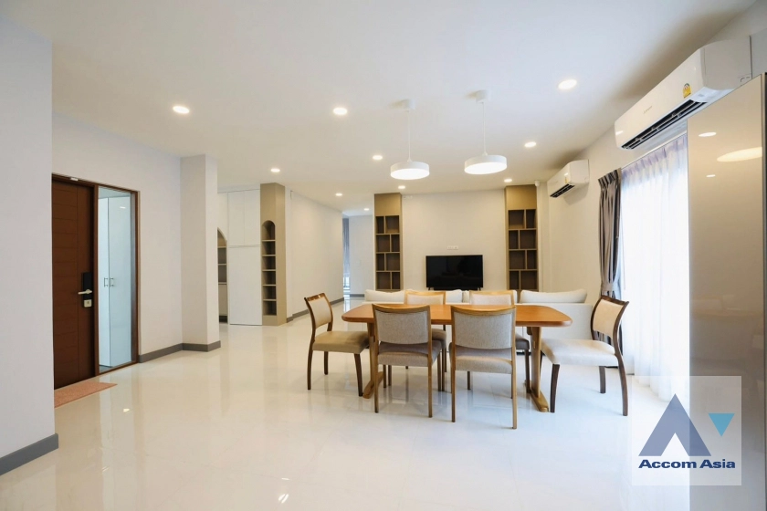 4  4 br House For Rent in Samutprakan ,Samutprakan  at The City Bangna AA41252