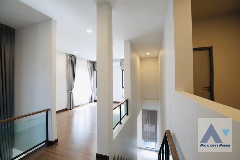 26  4 br House For Rent in Samutprakan ,Samutprakan BTS Bang Na at The City Bangna AA41252