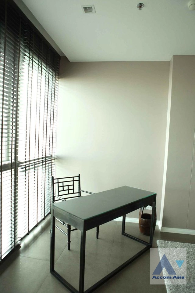 9  3 br Condominium For Rent in Charoennakorn ,Bangkok BTS Krung Thon Buri at The River Condominium AA41254