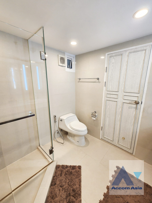 14  2 br Condominium For Sale in Ratchadapisek ,Bangkok MRT Rama 9 at Belle Avenue AA41259