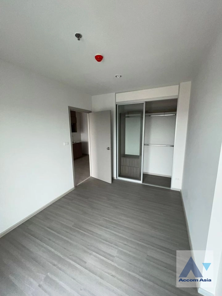  1 Bedroom  Condominium For Sale in Phaholyothin, Bangkok  (AA41264)