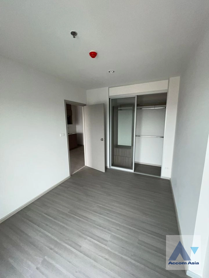  1  1 br Condominium For Sale in Phaholyothin ,Bangkok  at The Parkland Charan-Pinklao AA41264