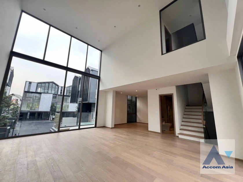  1  3 br House For Rent in Sukhumvit ,Bangkok BTS On Nut at Artery Thonglor - Sukhumvit AA41286