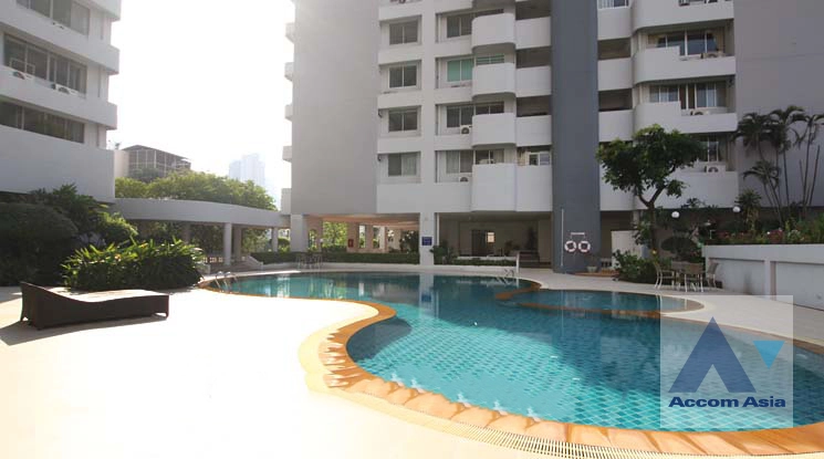  D.S. Tower 1 Condominium  4 Bedroom for Rent BTS Phrom Phong in Sukhumvit Bangkok