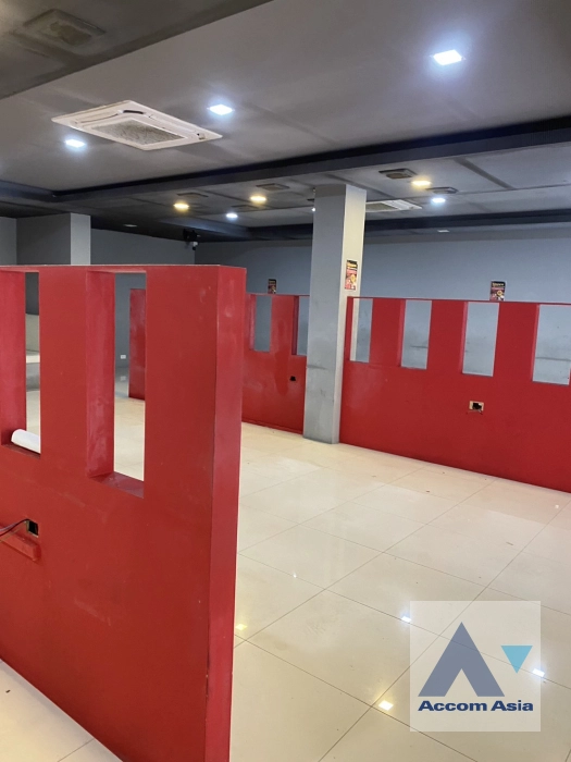  1  Building For Rent in sukhumvit ,Bangkok  AA41289