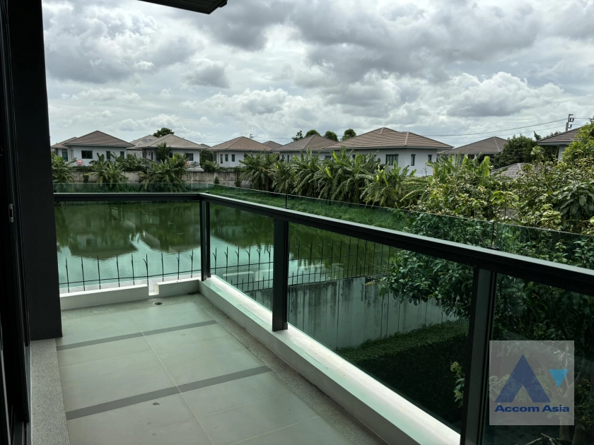 18  4 br House For Sale in Pattanakarn ,Bangkok ARL Hua Mak at Setthasiri Pattanakarn AA41294