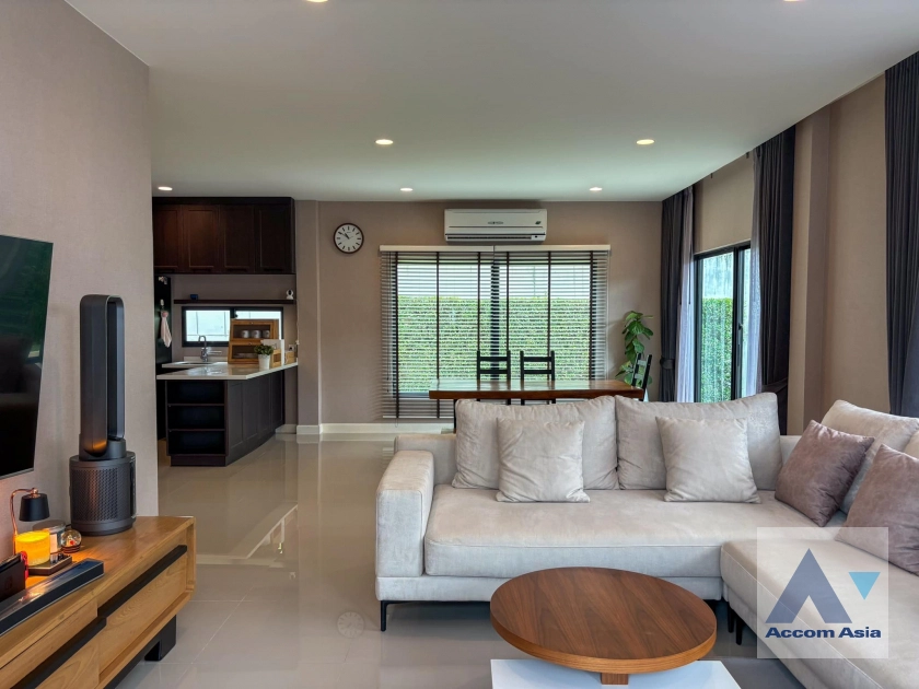  1  4 br House For Sale in Pattanakarn ,Bangkok ARL Hua Mak at Setthasiri Pattanakarn AA41294