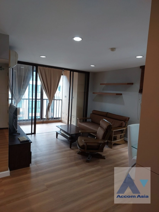 Fully Furnished |  2 Bedrooms  Condominium For Rent & Sale in Charoennakorn, Bangkok  near BTS Wongwian Yai (AA41299)
