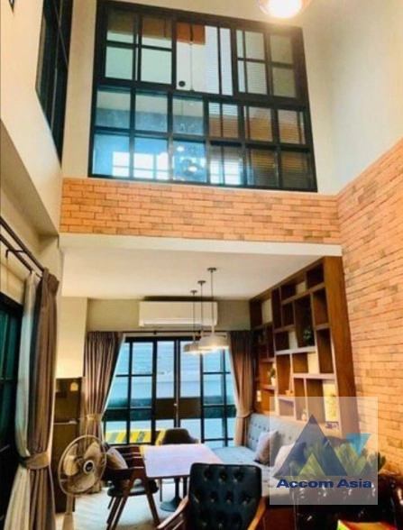 Home Office |  5 Bedrooms  House For Rent & Sale in Sukhumvit, Bangkok  near BTS Thong Lo (AA41303)
