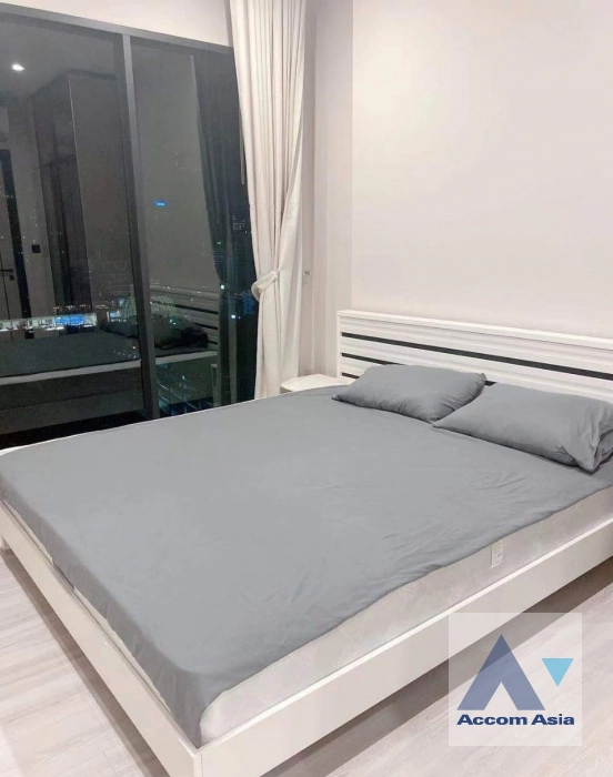  1 Bedroom  Condominium For Rent in Phaholyothin, Bangkok  near BTS Phaya Thai (AA41304)