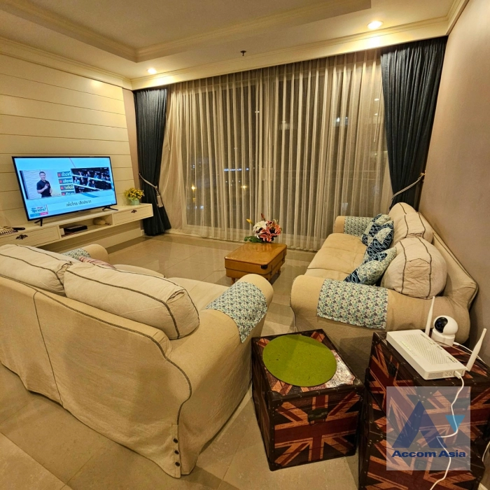 Fully Furnished |  3 Bedrooms  Condominium For Sale in Ratchadapisek, Bangkok  near MRT Rama 9 (AA41312)