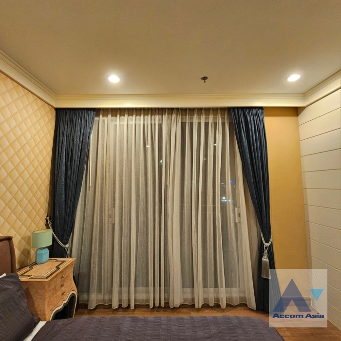 20  3 br Condominium For Sale in Ratchadapisek ,Bangkok MRT Rama 9 at Supalai Wellington AA41312