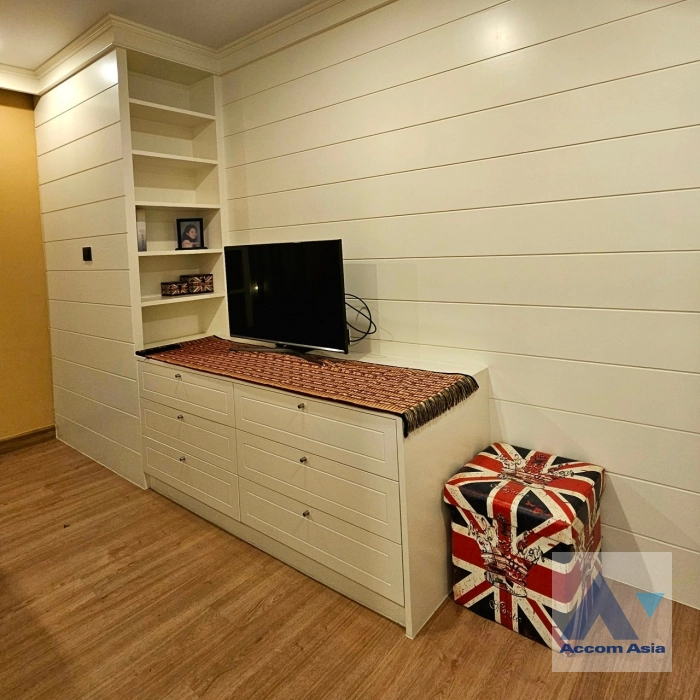 14  3 br Condominium For Sale in Ratchadapisek ,Bangkok MRT Rama 9 at Supalai Wellington AA41312