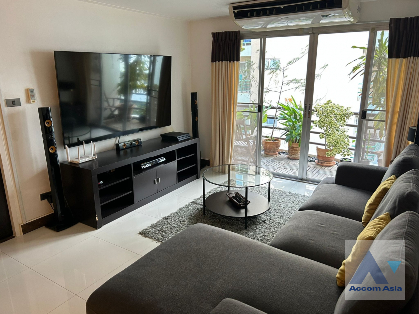  3 Bedrooms  Condominium For Sale in Sukhumvit, Bangkok  near BTS Phra khanong (AA41316)