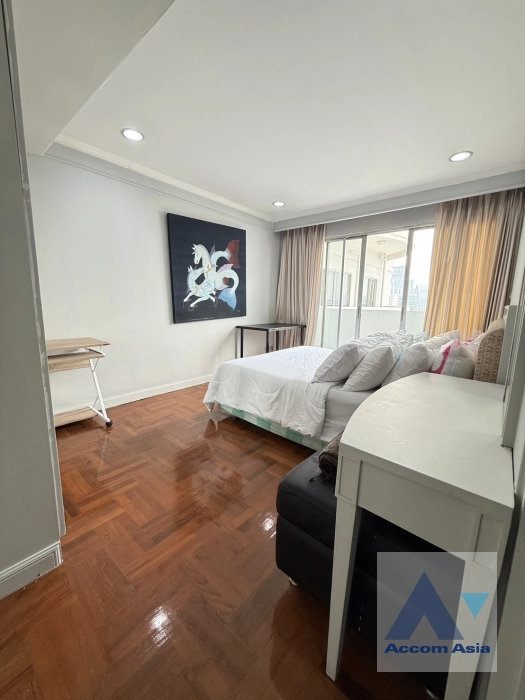 6  3 br Condominium For Rent in Ploenchit ,Bangkok BTS Ploenchit at Witthayu Complex AA41318