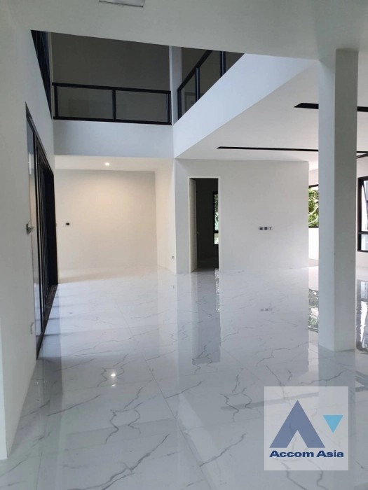 5  5 br House for rent and sale in Sukhumvit ,Bangkok BTS Bang Chak AA41324