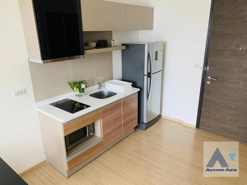  1 Bedroom  Condominium For Sale in Sukhumvit, Bangkok  near BTS On Nut (AA41332)