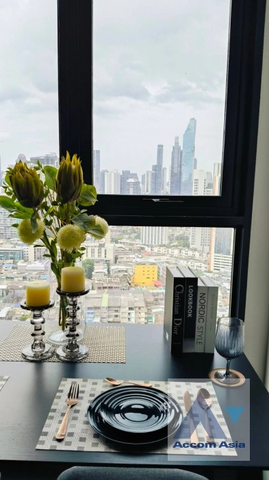 8  1 br Condominium For Rent in Silom ,Bangkok  at Park Origin Chula Samyan AA41340