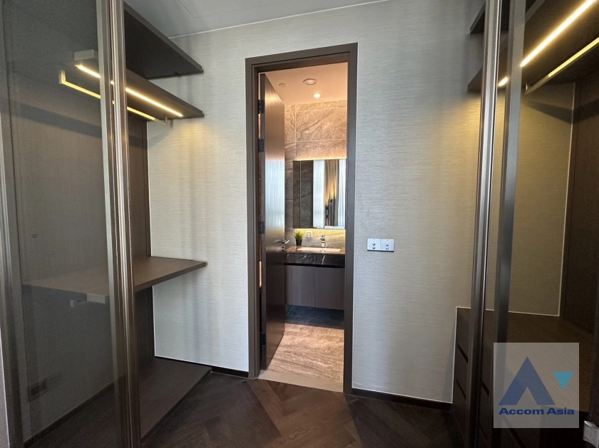 5  1 br Condominium For Sale in Sukhumvit ,Bangkok BTS Thong Lo at The Esse Sukhumvit 36 AA41350