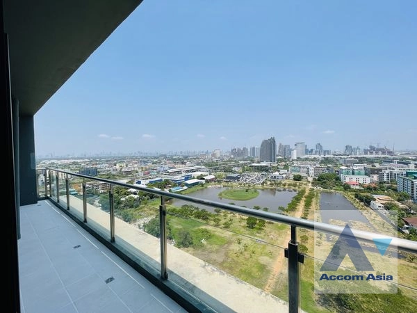 Corner Unit |  1 Bedroom  Condominium For Sale in Samutprakan, Samutprakan  near BTS Bearing (AA41361)