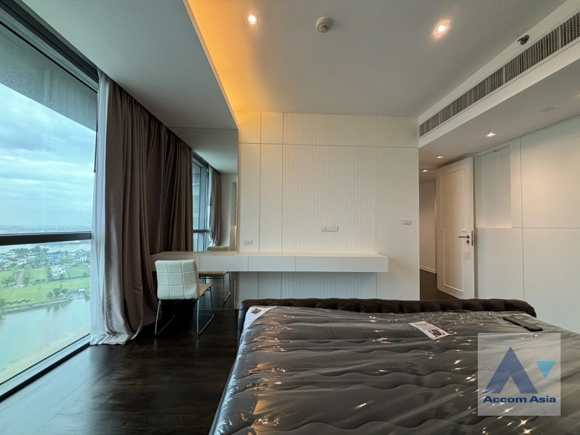 32  3 br Condominium For Rent in Charoenkrung ,Bangkok BRT Wat Dan at The Pano AA41364