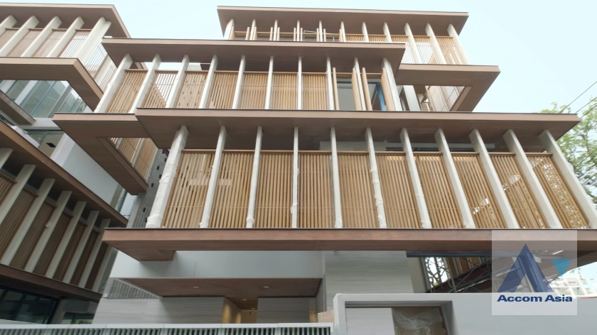 15  5 br House For Sale in Phaholyothin ,Bangkok BTS Ari at VI Ari AA41373