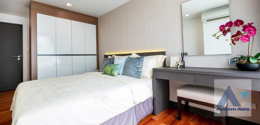  2 Bedrooms  Apartment For Rent in Sukhumvit, Bangkok  near BTS Asok - MRT Sukhumvit (AA41377)