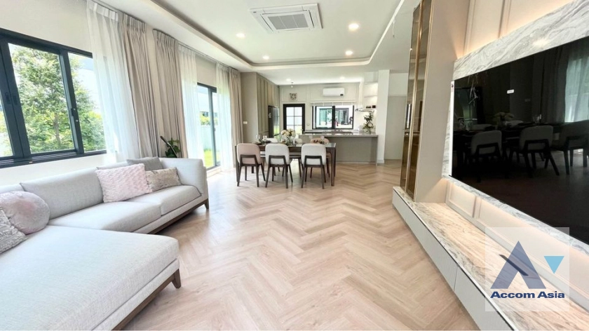 6  4 br House For Rent in Samutprakan ,Samutprakan  at Centro Bangna AA41387