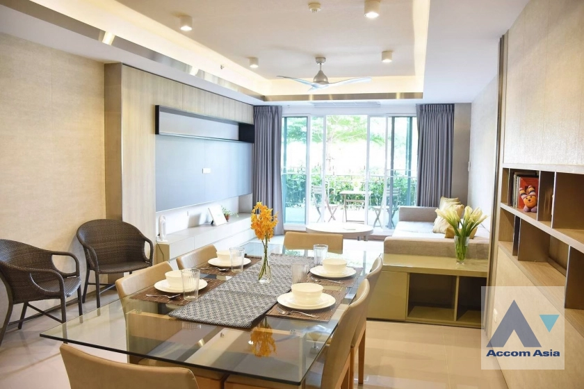  2 Bedrooms  Condominium For Rent in Dusit, Bangkok  near BTS Krung Thon Buri (AA41390)