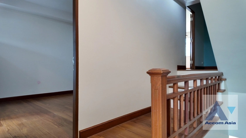 12  3 br Townhouse For Rent in Sukhumvit ,Bangkok BTS Thong Lo at Thonglor Garden Place AA41392