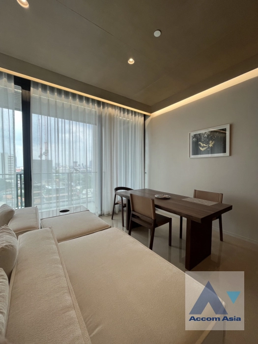 4  2 br Condominium For Rent in Ploenchit ,Bangkok BTS Ploenchit - MRT Lumphini at The Residences at Sindhorn Kempinski Hotel Bangkok AA41399